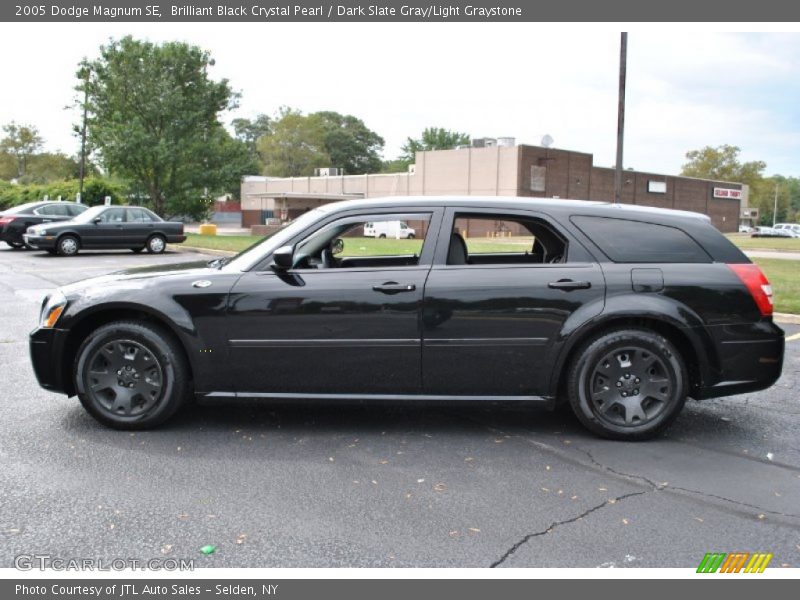 Brilliant Black Crystal Pearl / Dark Slate Gray/Light Graystone 2005 Dodge Magnum SE