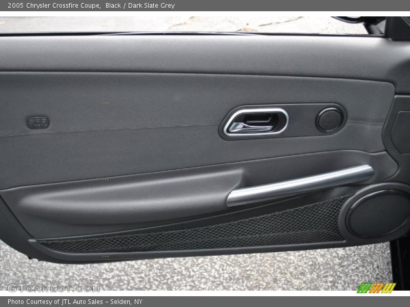 Door Panel of 2005 Crossfire Coupe