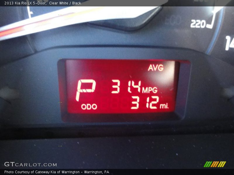 Clear White / Black 2013 Kia Rio LX 5-Door