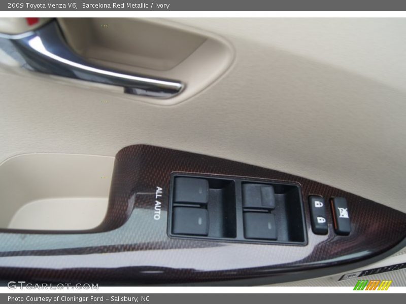 Barcelona Red Metallic / Ivory 2009 Toyota Venza V6