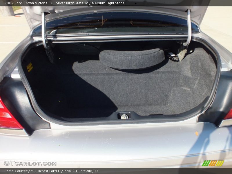  2007 Crown Victoria LX Trunk
