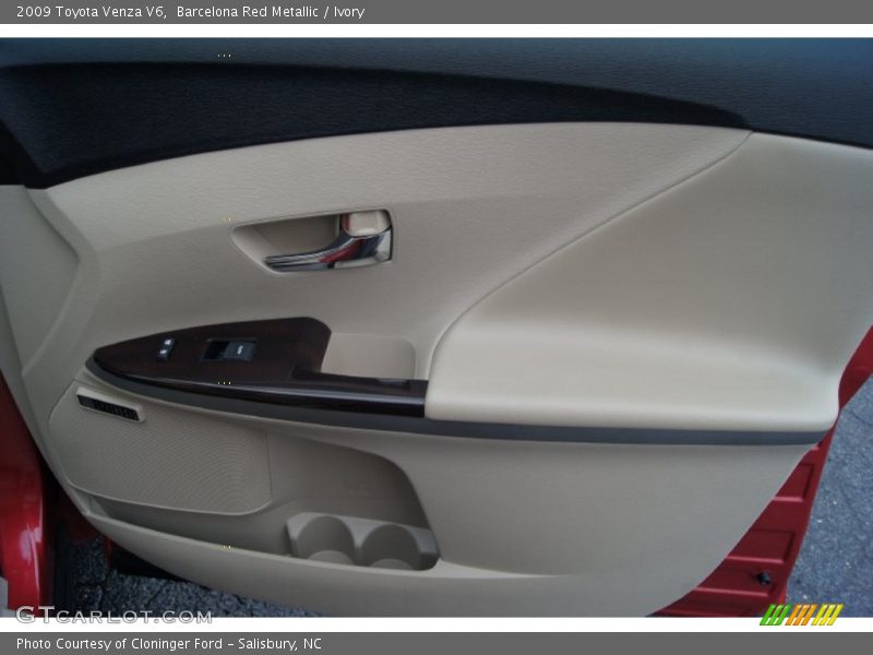 Barcelona Red Metallic / Ivory 2009 Toyota Venza V6