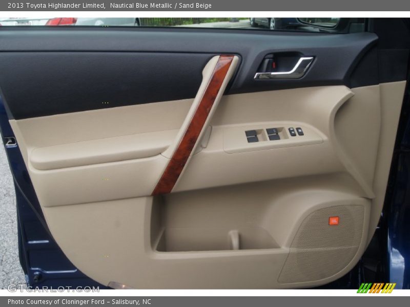 Door Panel of 2013 Highlander Limited