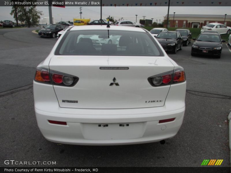 Wicked White Metallic / Black 2010 Mitsubishi Lancer ES