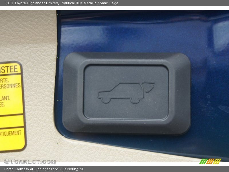 Nautical Blue Metallic / Sand Beige 2013 Toyota Highlander Limited