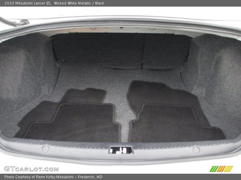 Wicked White Metallic / Black 2010 Mitsubishi Lancer ES