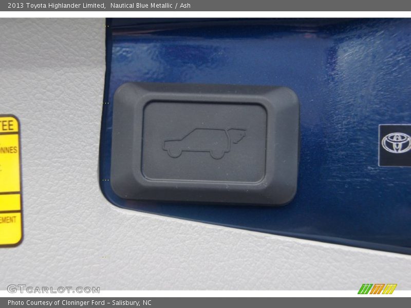 Nautical Blue Metallic / Ash 2013 Toyota Highlander Limited