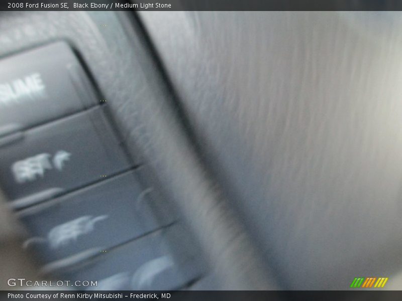 Black Ebony / Medium Light Stone 2008 Ford Fusion SE