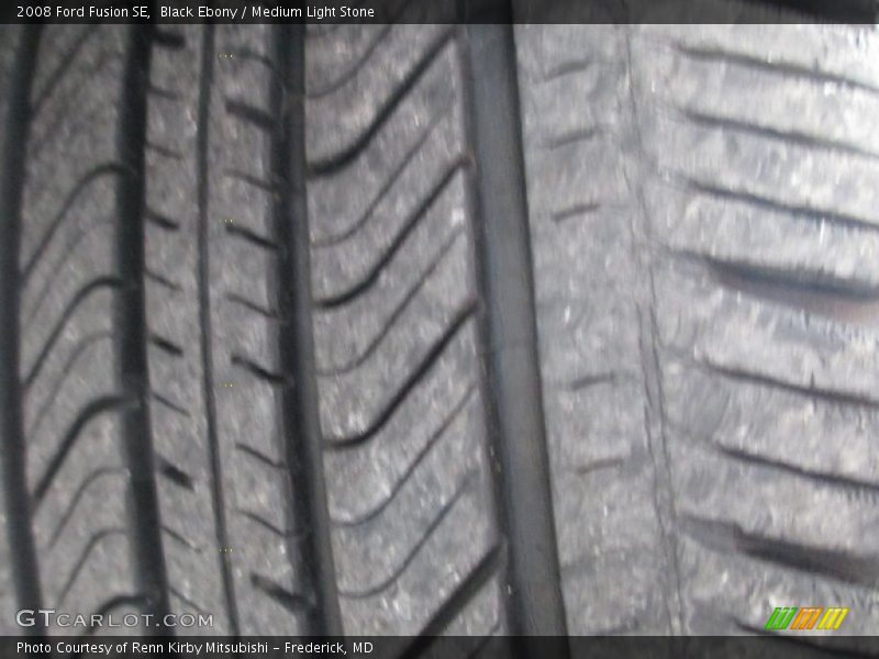 Black Ebony / Medium Light Stone 2008 Ford Fusion SE