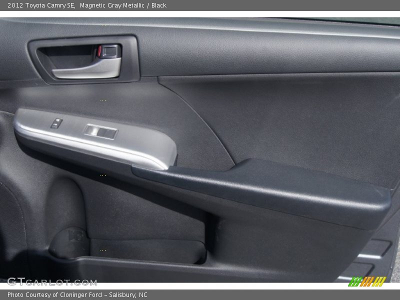 Magnetic Gray Metallic / Black 2012 Toyota Camry SE