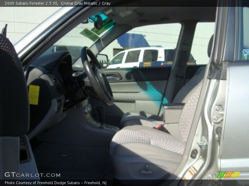 Crystal Gray Metallic / Gray 2005 Subaru Forester 2.5 XS