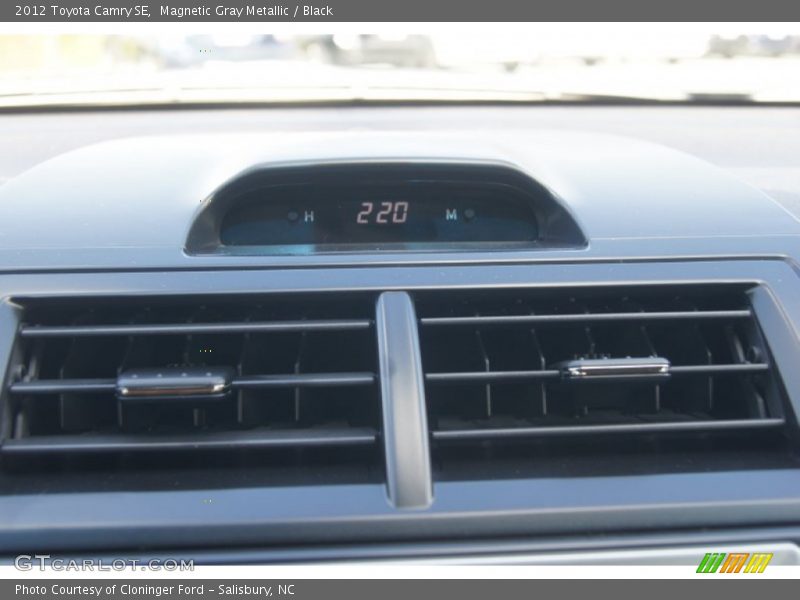 Magnetic Gray Metallic / Black 2012 Toyota Camry SE