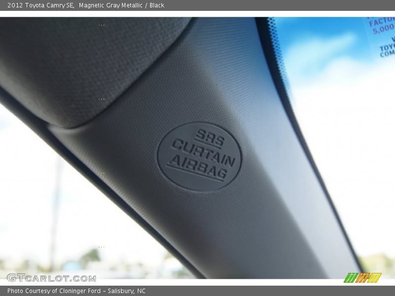 Magnetic Gray Metallic / Black 2012 Toyota Camry SE