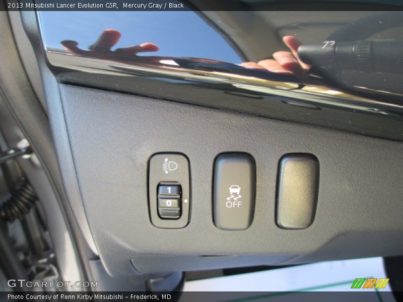 Mercury Gray / Black 2013 Mitsubishi Lancer Evolution GSR