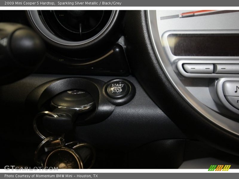 Sparkling Silver Metallic / Black/Grey 2009 Mini Cooper S Hardtop