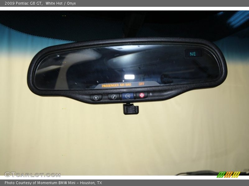White Hot / Onyx 2009 Pontiac G8 GT