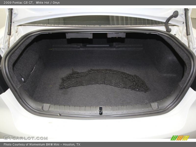 White Hot / Onyx 2009 Pontiac G8 GT