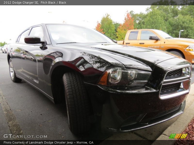 Pitch Black / Black 2012 Dodge Charger SE