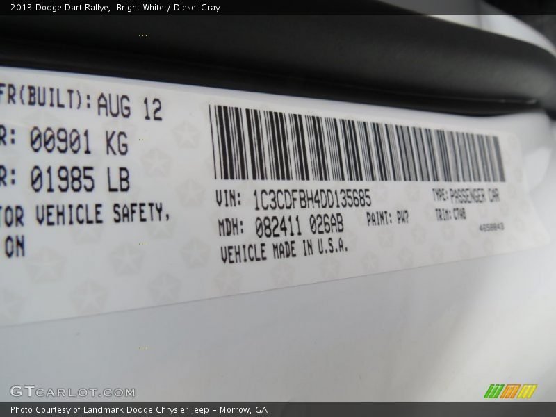 Bright White / Diesel Gray 2013 Dodge Dart Rallye