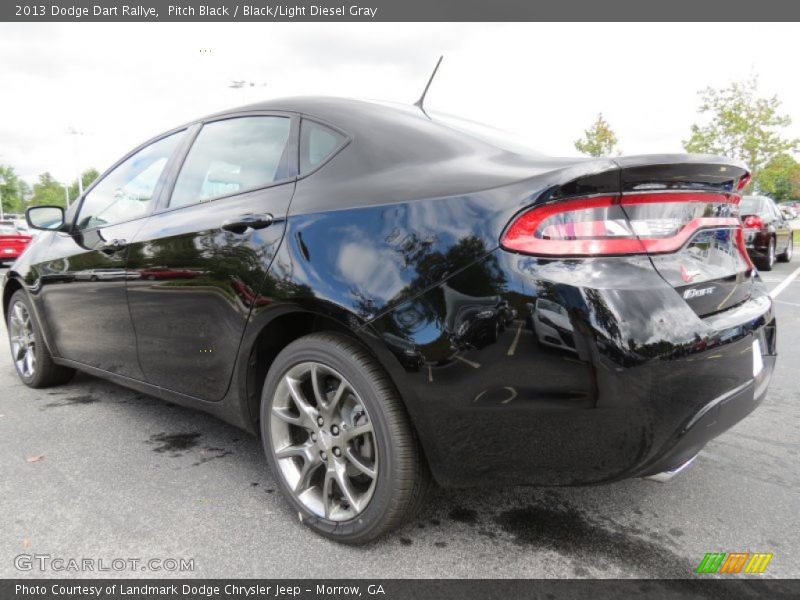Pitch Black / Black/Light Diesel Gray 2013 Dodge Dart Rallye