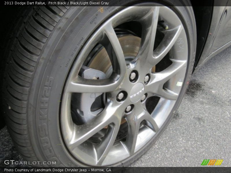 Pitch Black / Black/Light Diesel Gray 2013 Dodge Dart Rallye