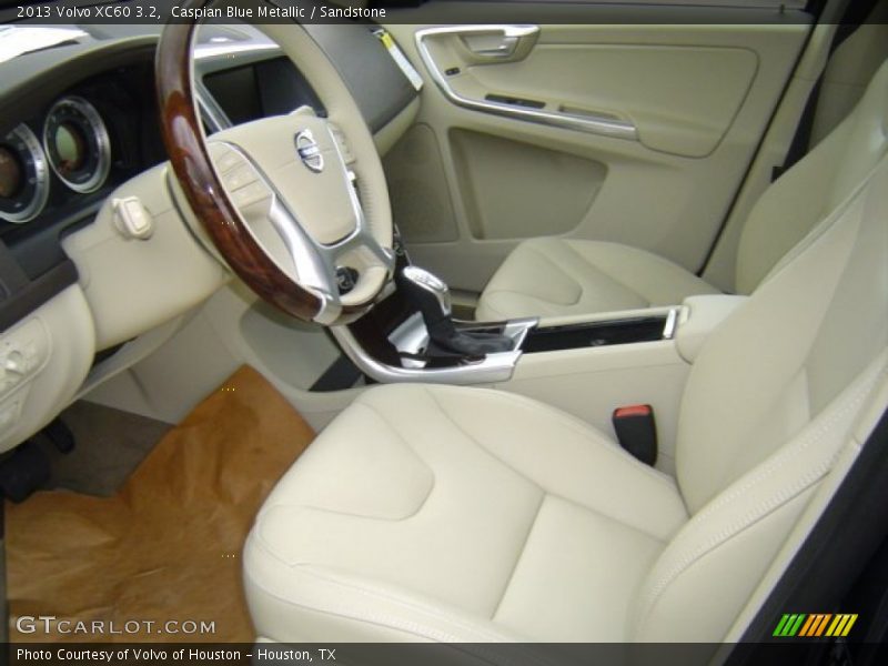  2013 XC60 3.2 Sandstone Interior