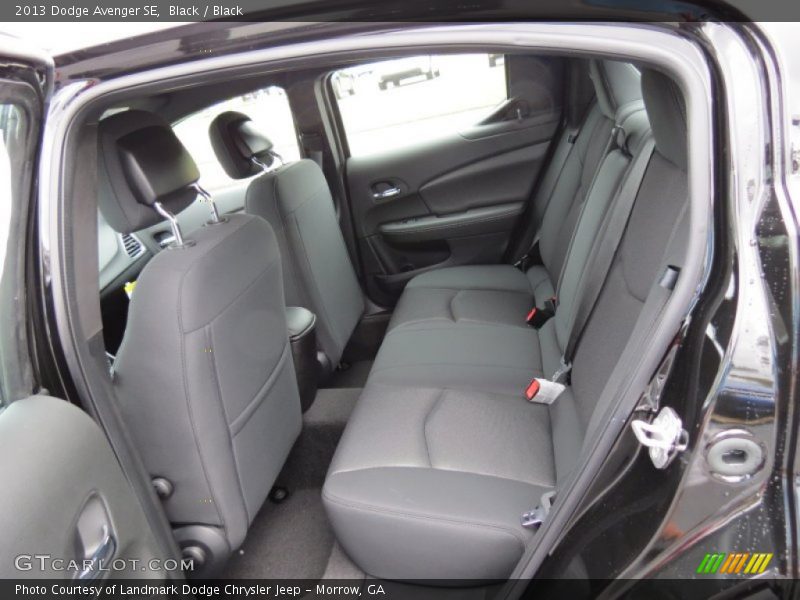 Black / Black 2013 Dodge Avenger SE
