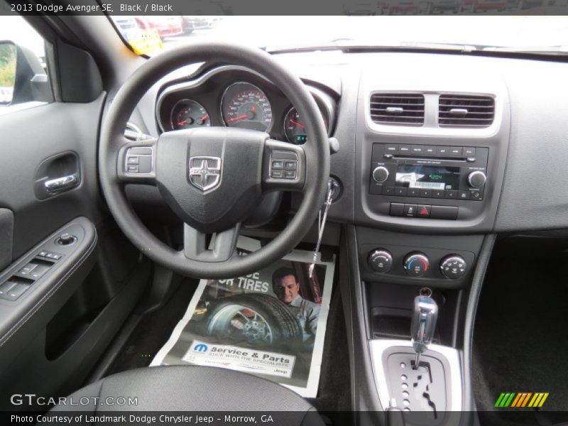 Black / Black 2013 Dodge Avenger SE