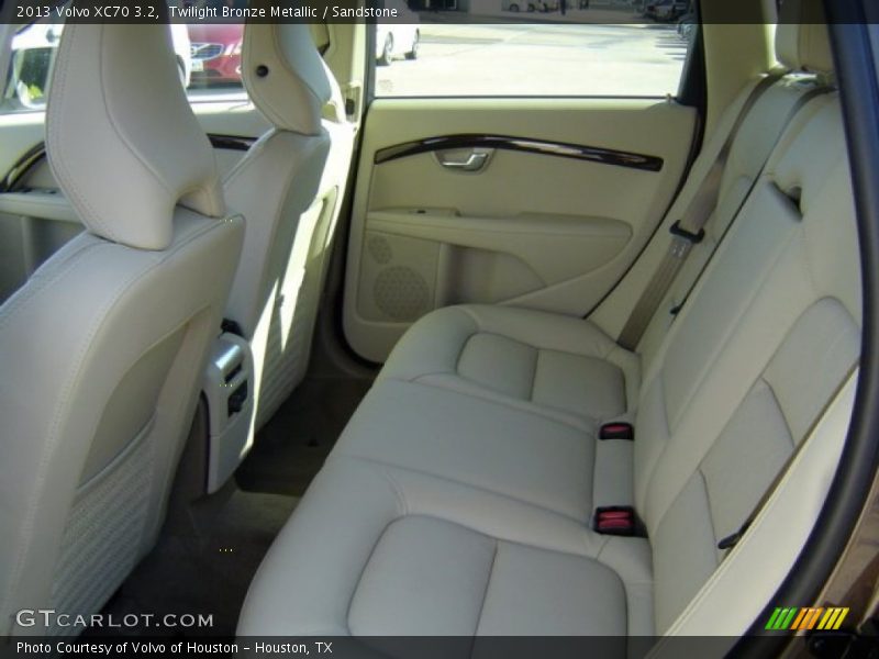 Twilight Bronze Metallic / Sandstone 2013 Volvo XC70 3.2