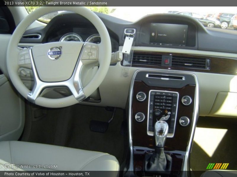 Twilight Bronze Metallic / Sandstone 2013 Volvo XC70 3.2