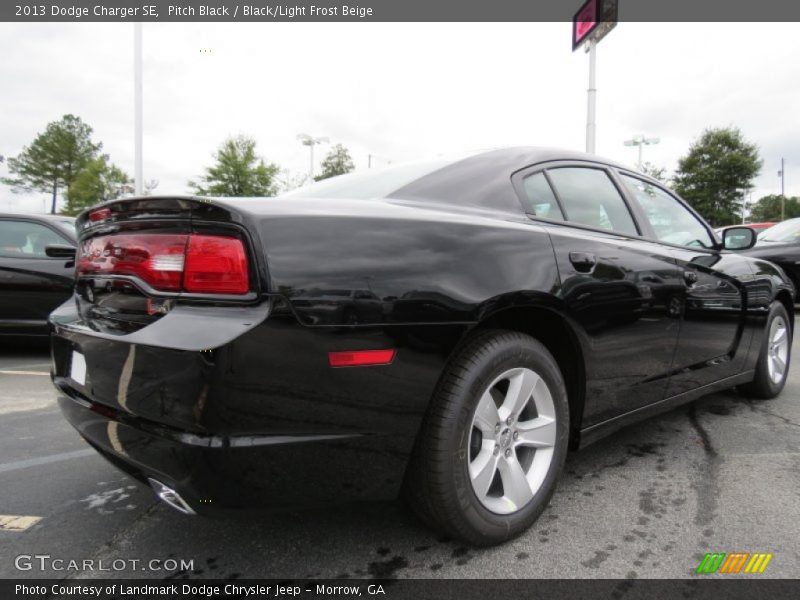 Pitch Black / Black/Light Frost Beige 2013 Dodge Charger SE