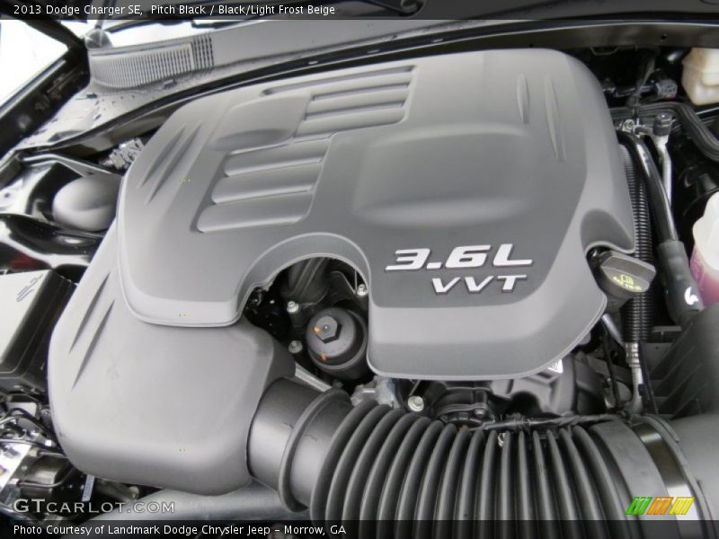 Pitch Black / Black/Light Frost Beige 2013 Dodge Charger SE