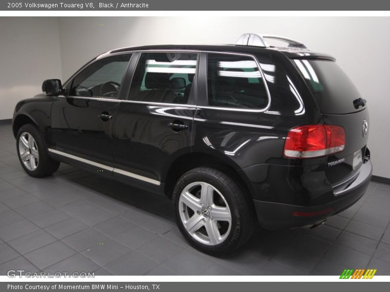 Black / Anthracite 2005 Volkswagen Touareg V8