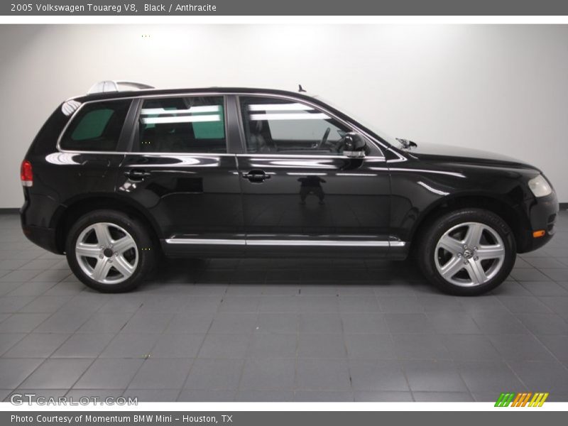 Black / Anthracite 2005 Volkswagen Touareg V8
