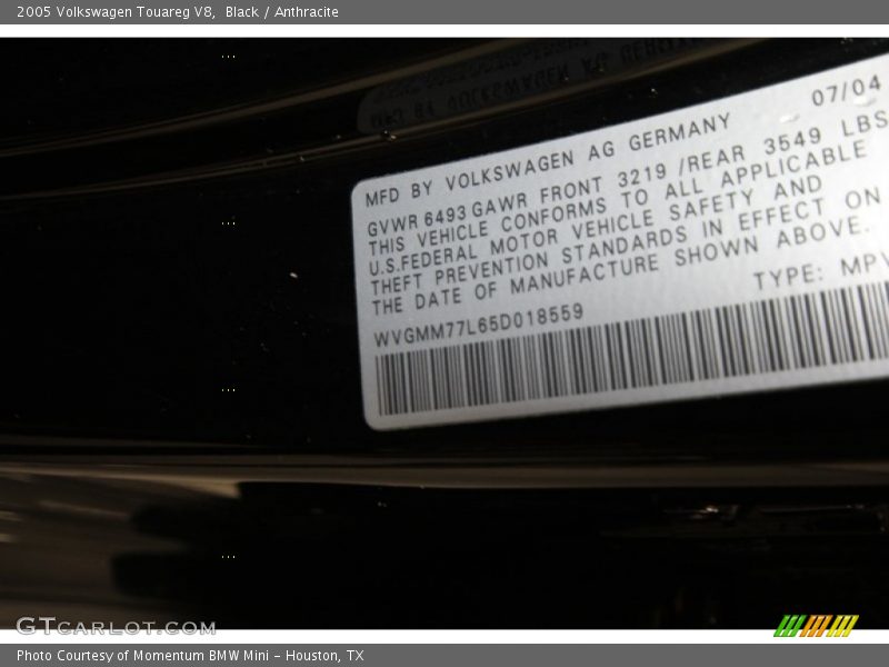 Black / Anthracite 2005 Volkswagen Touareg V8