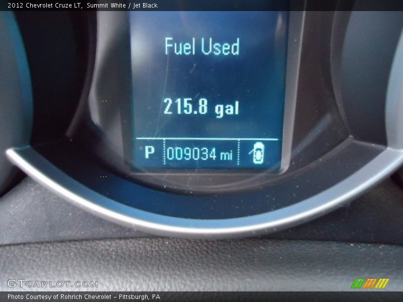 Summit White / Jet Black 2012 Chevrolet Cruze LT