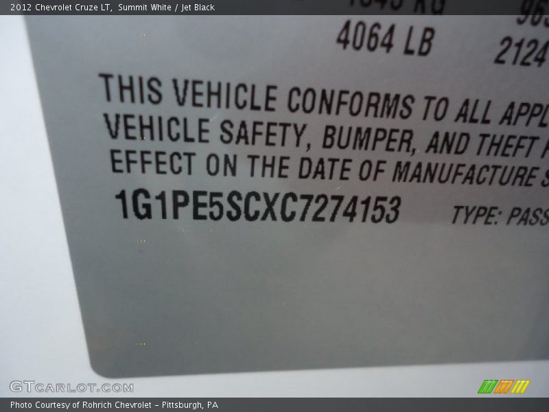 Summit White / Jet Black 2012 Chevrolet Cruze LT