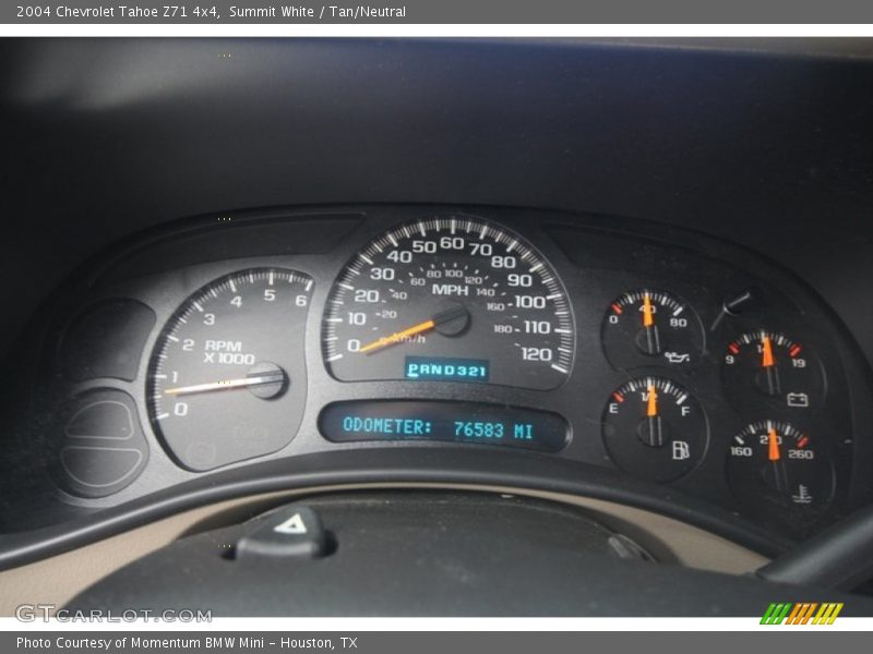Summit White / Tan/Neutral 2004 Chevrolet Tahoe Z71 4x4