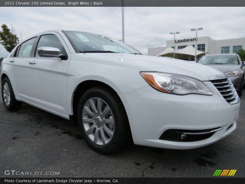 Bright White / Black 2013 Chrysler 200 Limited Sedan