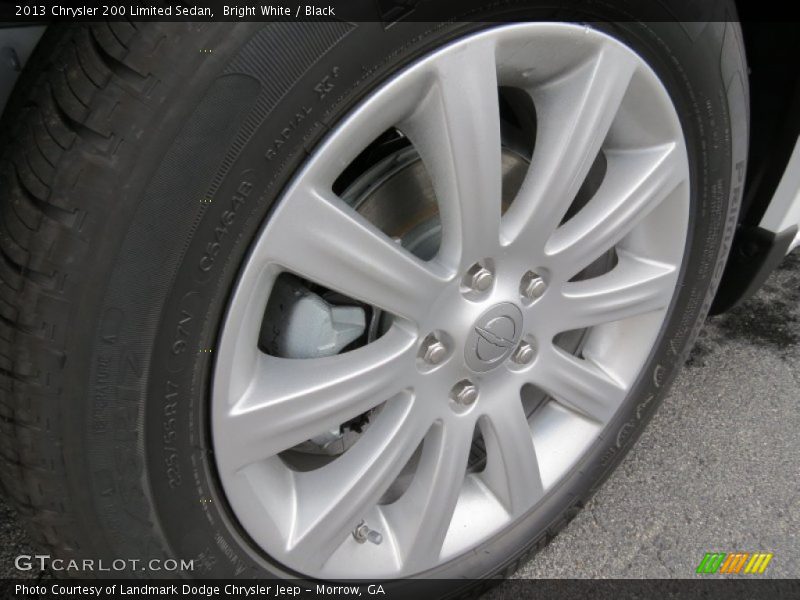 Bright White / Black 2013 Chrysler 200 Limited Sedan