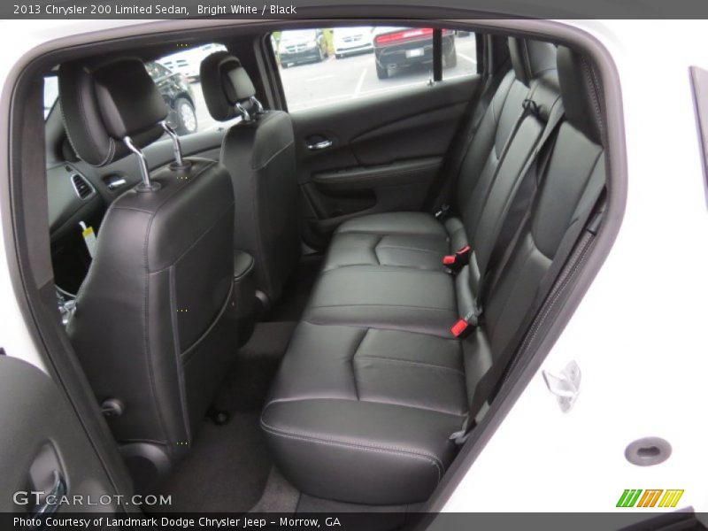 Bright White / Black 2013 Chrysler 200 Limited Sedan