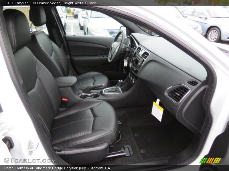 Bright White / Black 2013 Chrysler 200 Limited Sedan