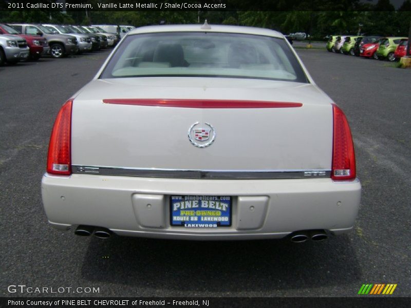 Vanille Latte Metallic / Shale/Cocoa Accents 2011 Cadillac DTS Premium