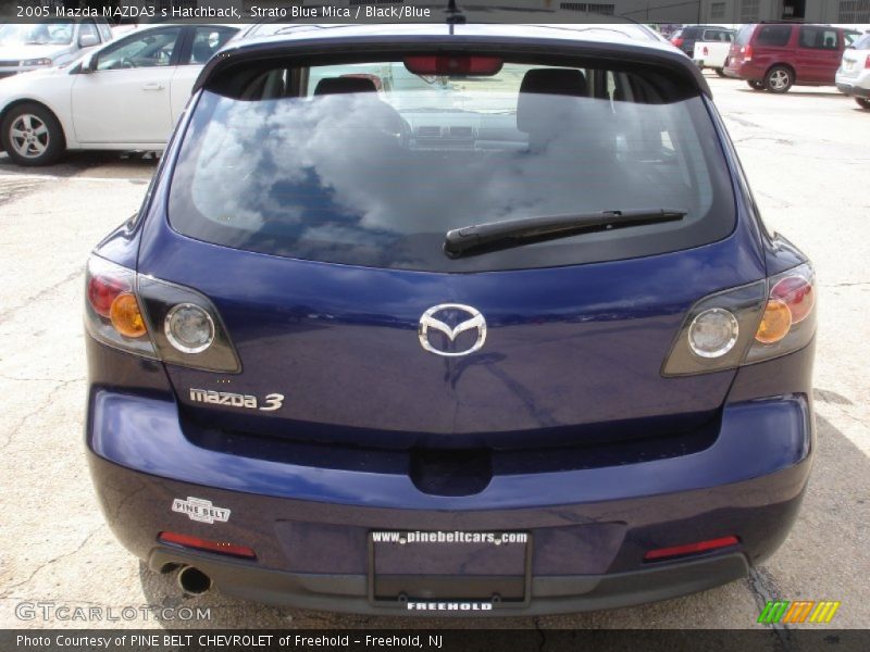 Strato Blue Mica / Black/Blue 2005 Mazda MAZDA3 s Hatchback