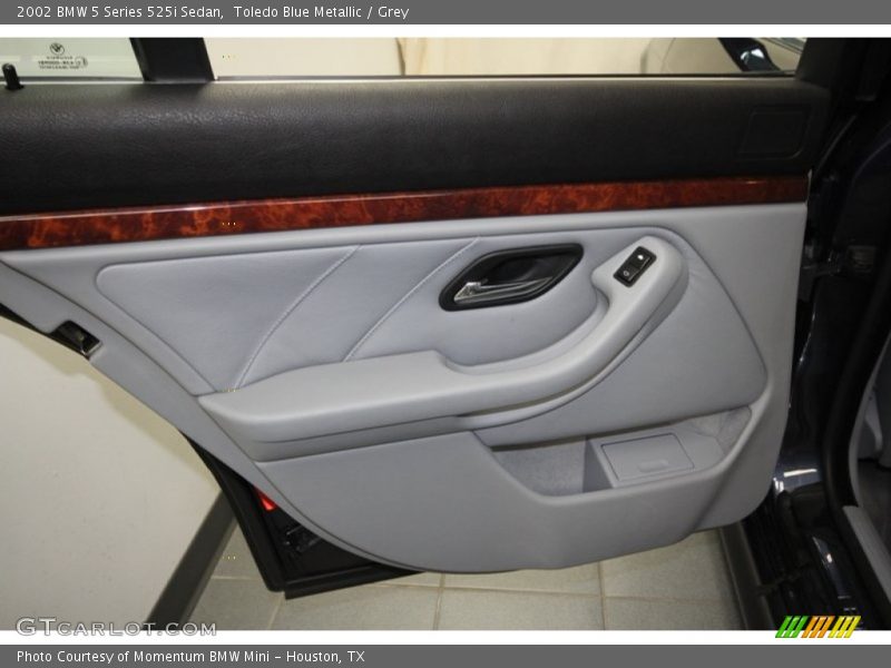 Toledo Blue Metallic / Grey 2002 BMW 5 Series 525i Sedan