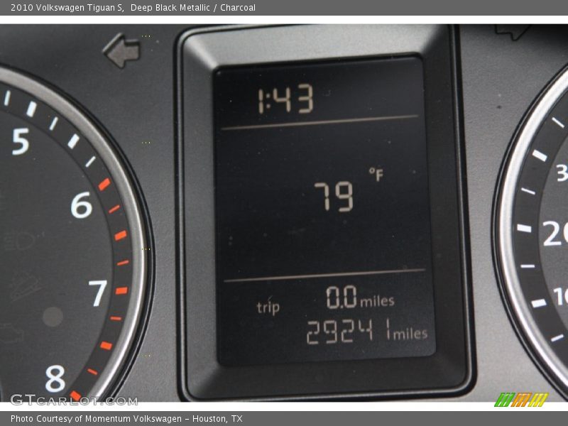 Deep Black Metallic / Charcoal 2010 Volkswagen Tiguan S