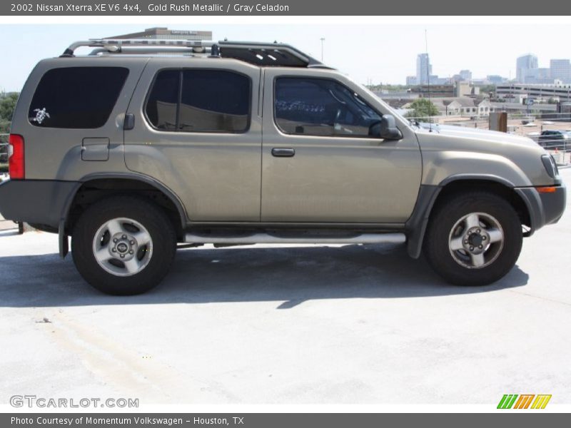 Gold Rush Metallic / Gray Celadon 2002 Nissan Xterra XE V6 4x4