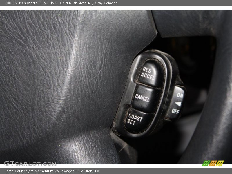 Gold Rush Metallic / Gray Celadon 2002 Nissan Xterra XE V6 4x4