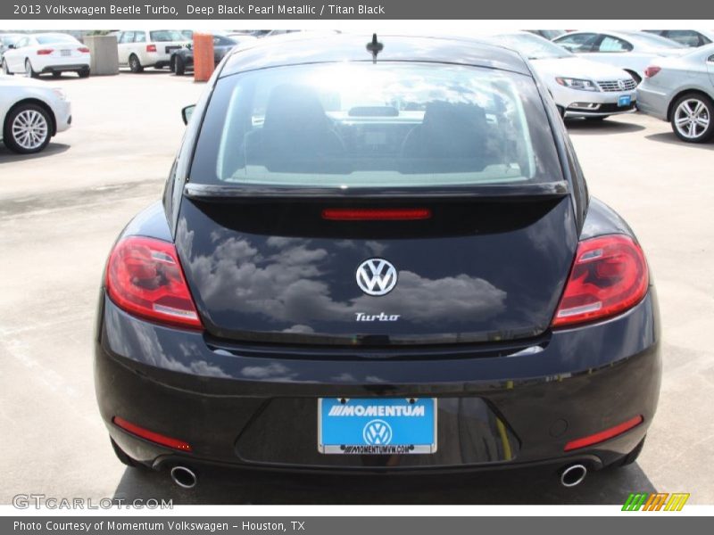 Deep Black Pearl Metallic / Titan Black 2013 Volkswagen Beetle Turbo