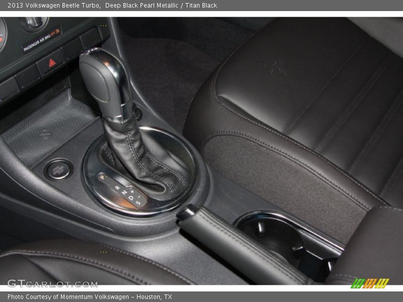 Deep Black Pearl Metallic / Titan Black 2013 Volkswagen Beetle Turbo